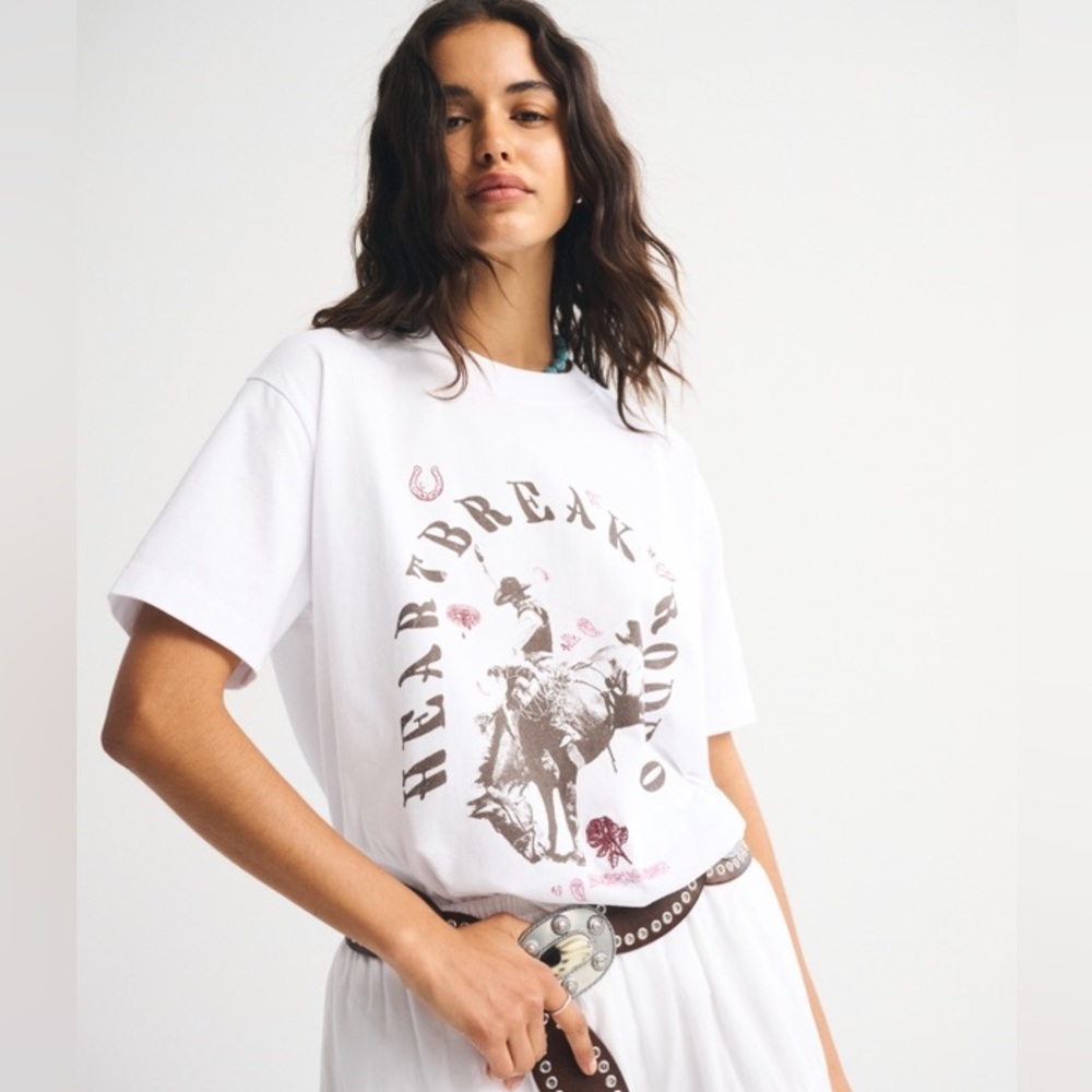 Abercrombie & Fitch White Heartbreak Rodeo Tee